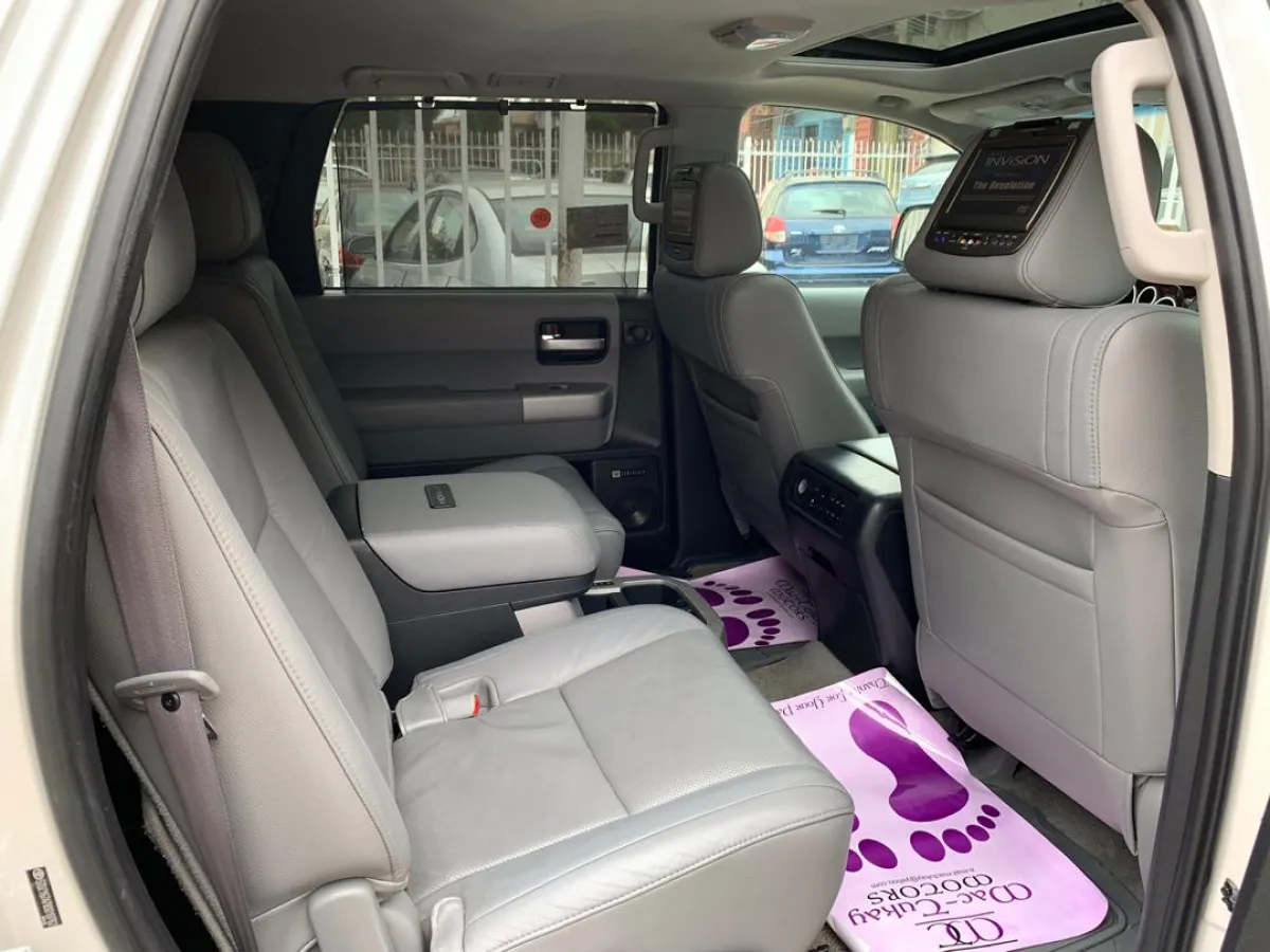 2008 Model Toyota Sequoia Toks Full Option Platinum Edition - Image 3