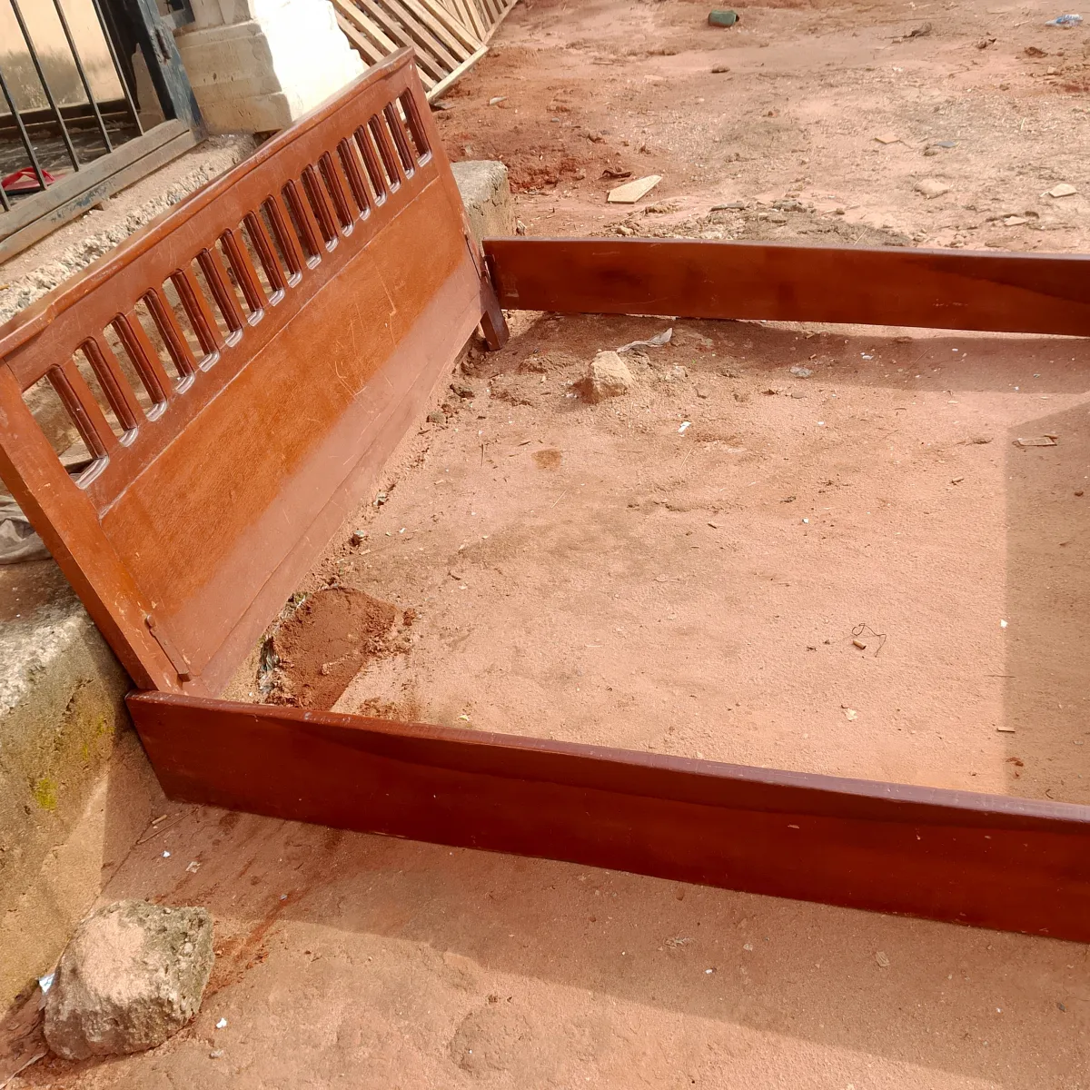 6 by 6 bedframe - Image 3