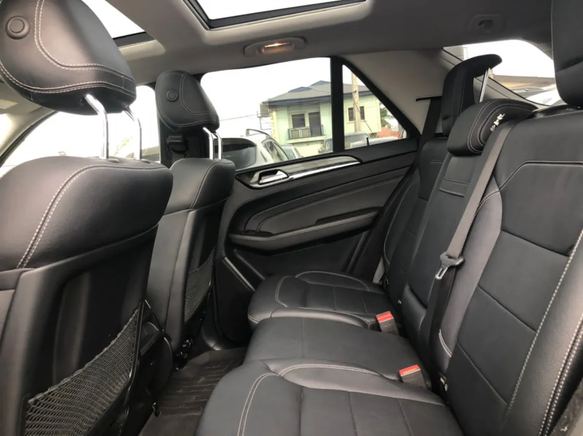 Mercedes Benz Ml400 2015 - Image 2