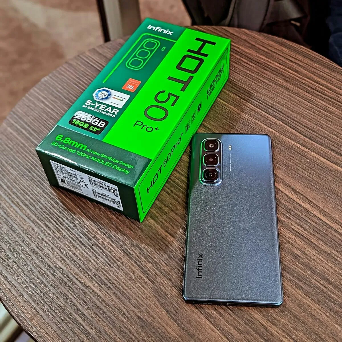 Infinix hot 50 pro plus in Benin - Image 2