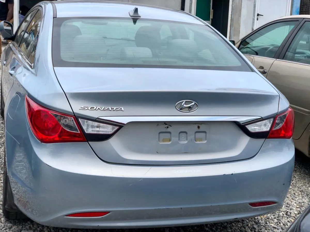 Neatly Used 2011 Hyundai Sonata - Image 1