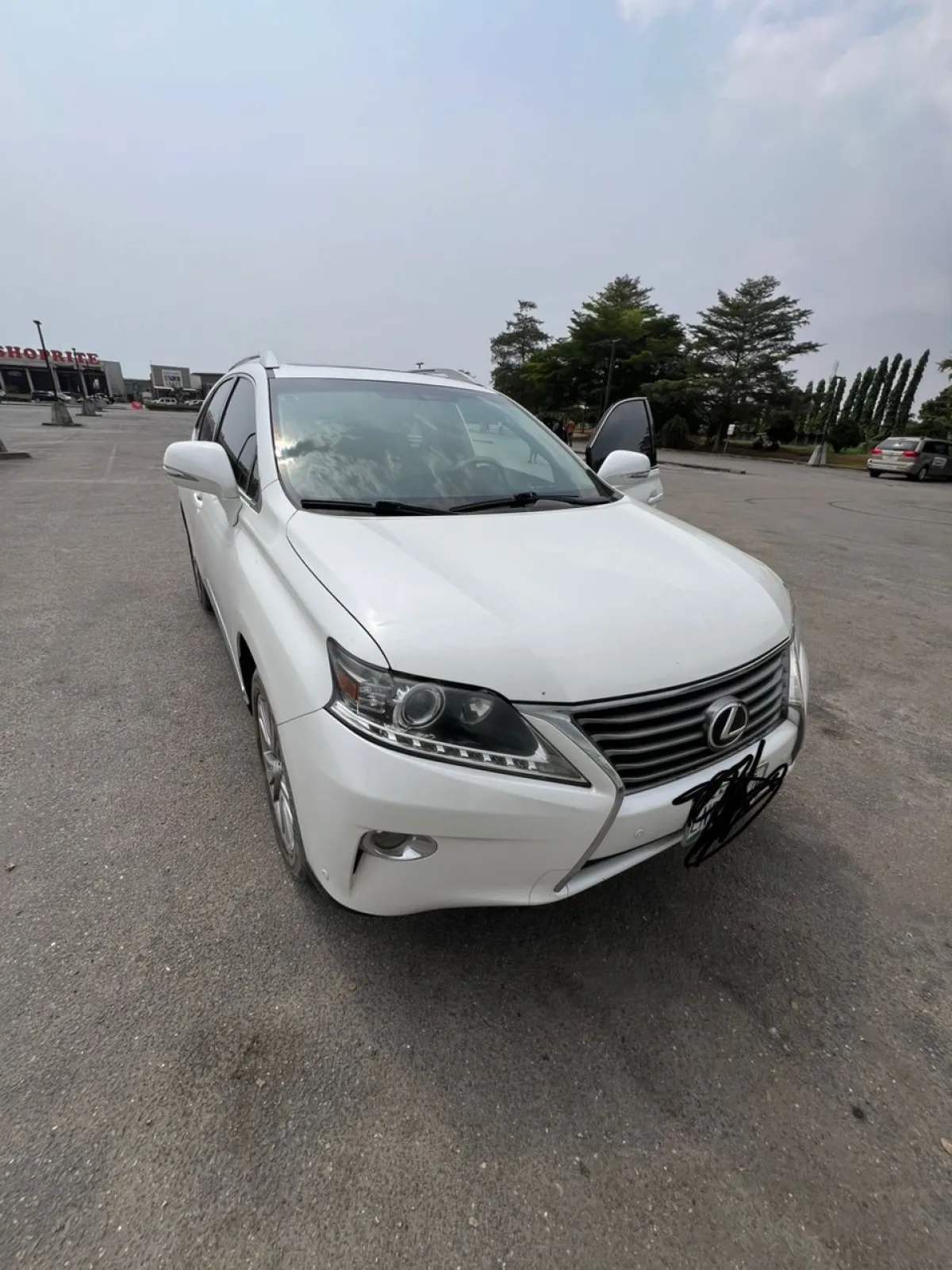 11 Months Used Lexus RX350 2015 Full Option - Image 2