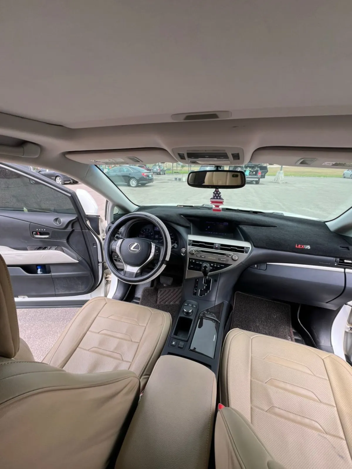 11 Months Used Lexus RX350 2015 Full Option - Image 5