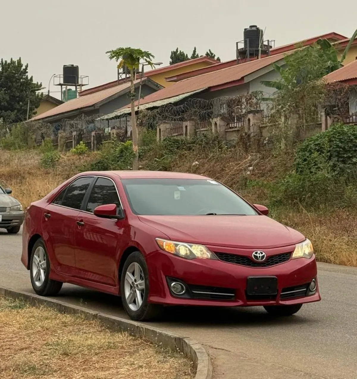 Toyota Camry 2013 SE - Image 1