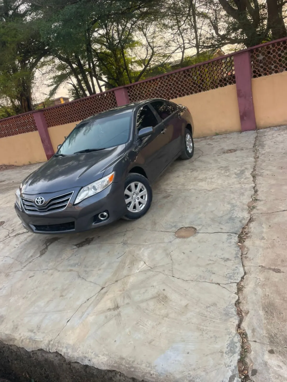 Registered Toyota Camry 2010 XLE - Image 2