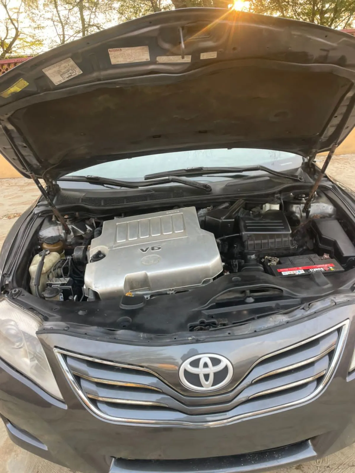 Registered Toyota Camry 2010 XLE - Image 8