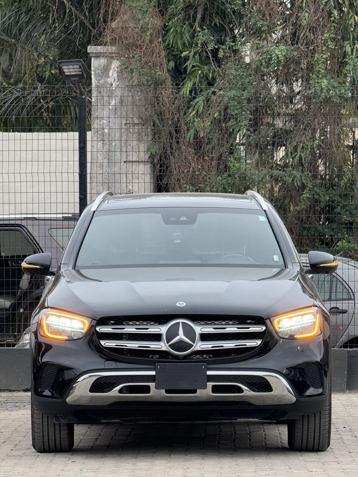 MERCEDEZ benz GLC300 - Image 1