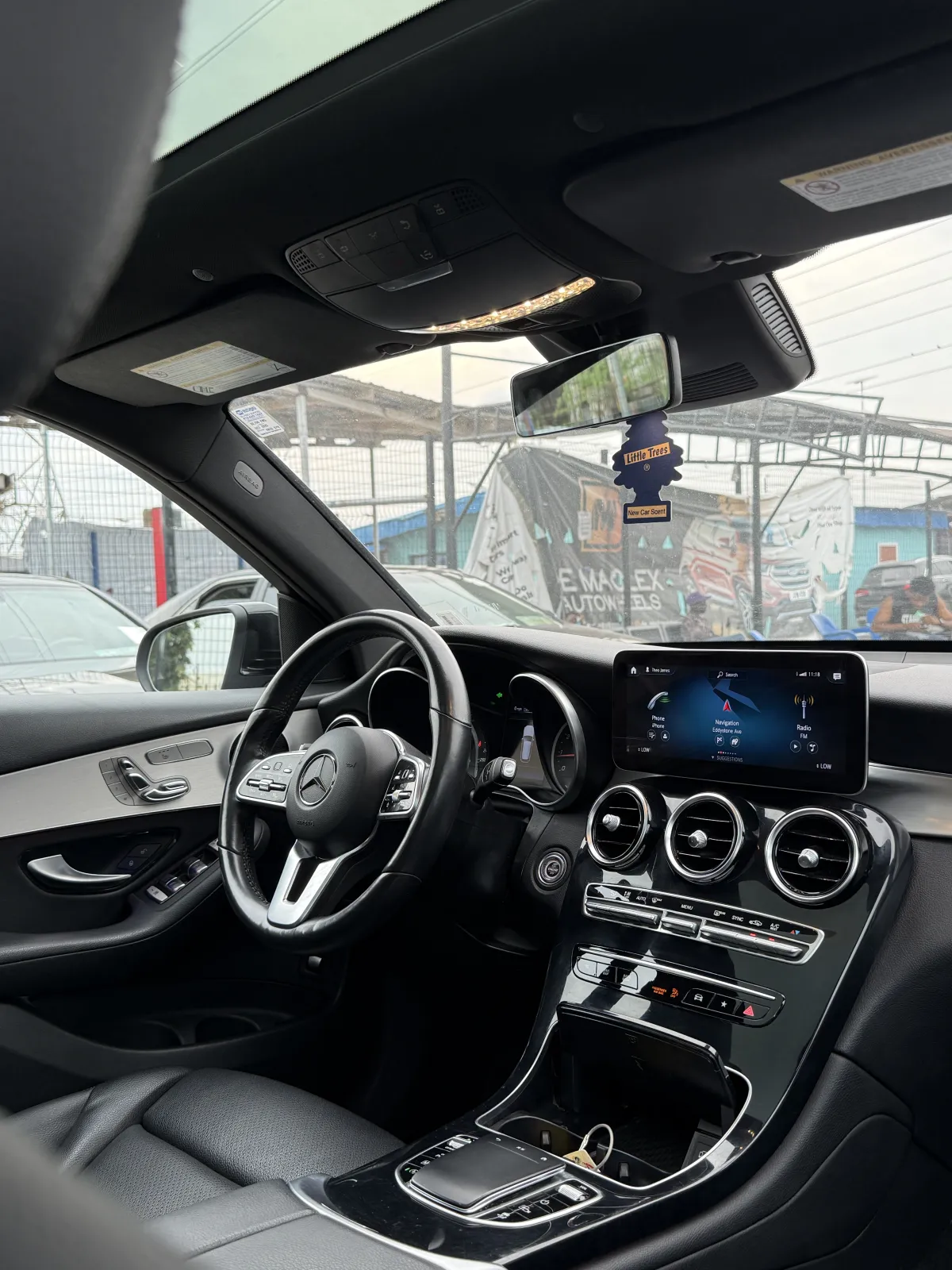 MERCEDEZ benz GLC300 - Image 4