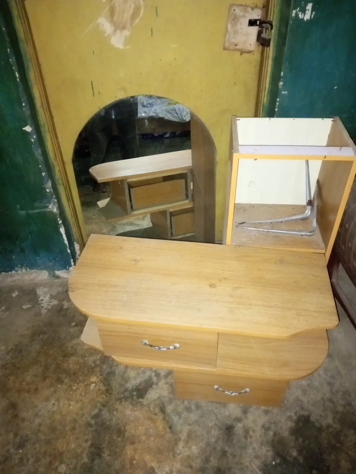 Mirror and chef - Image 2