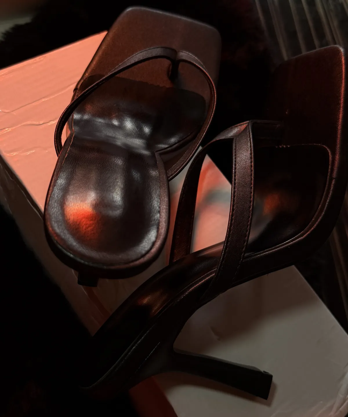 Womens Black Thong High Heel Fashion Sandals - Image 3