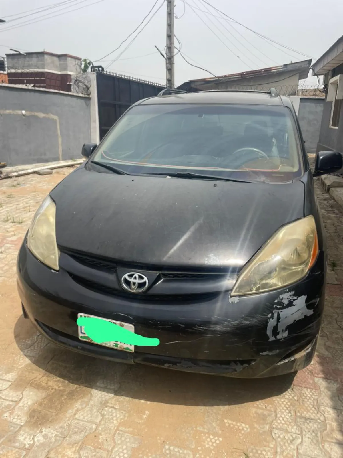 Toyota sienna 2008 model - Image 2