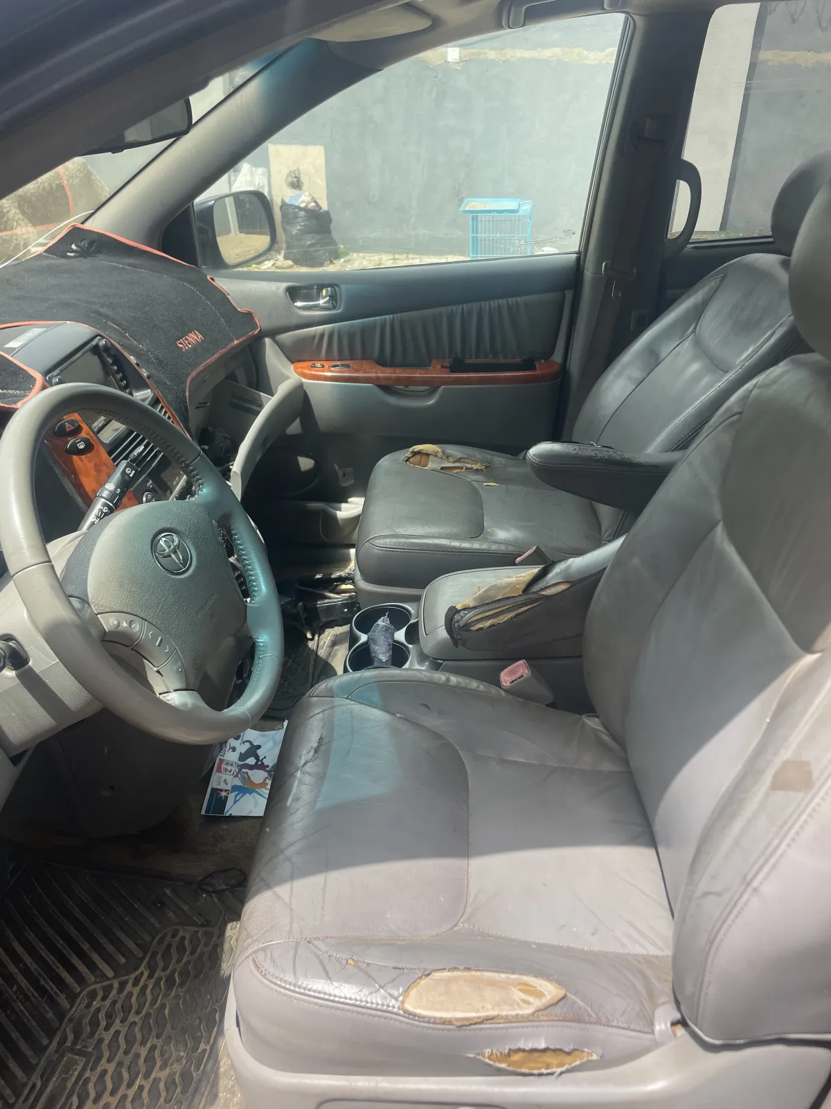 Toyota sienna 2008 model - Image 5