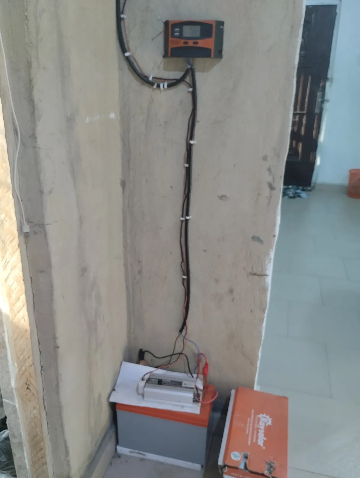 Full Workspace Solar Inverter With Panel Power-Set - Image 2