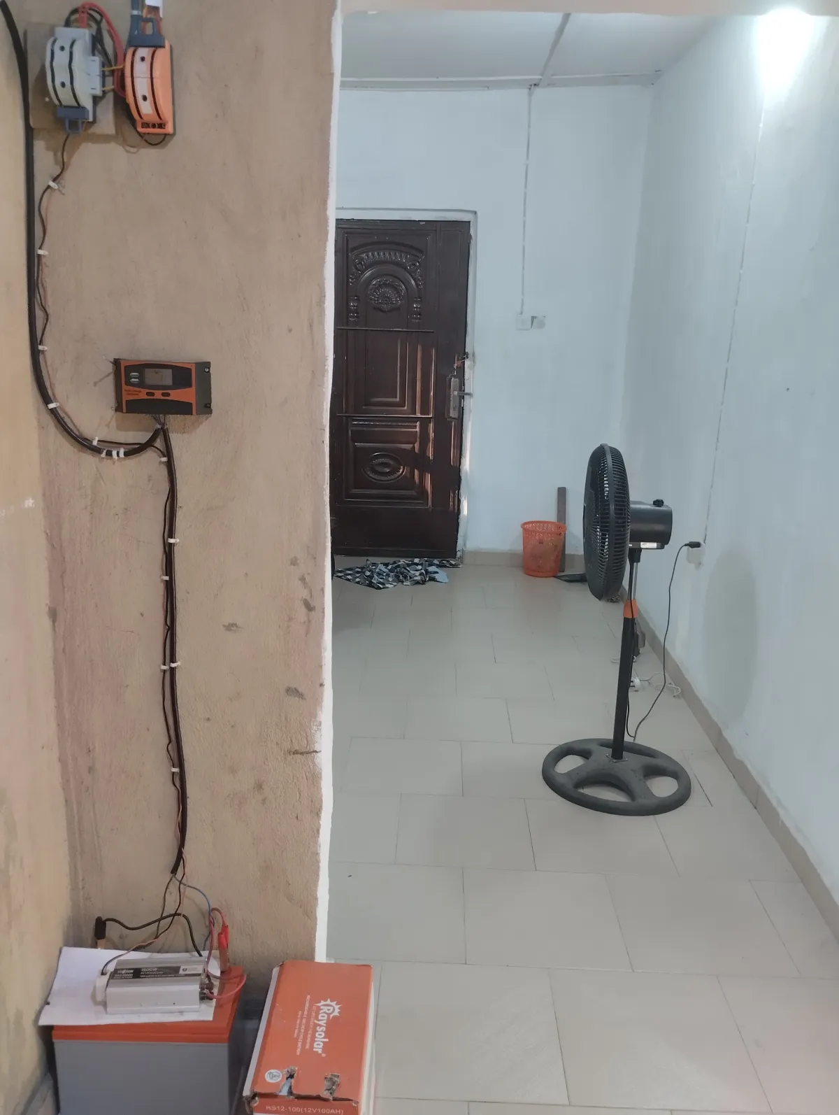 Full Workspace Solar Inverter With Panel Power-Set - Image 3