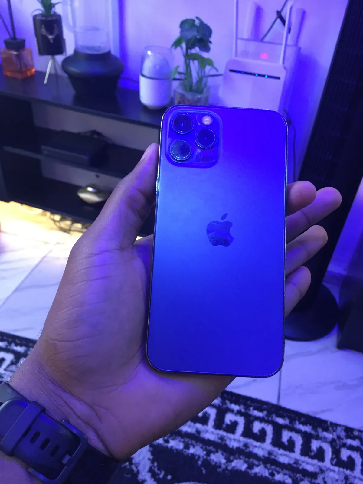 iPhone 12 Pro 138GB - Image 1