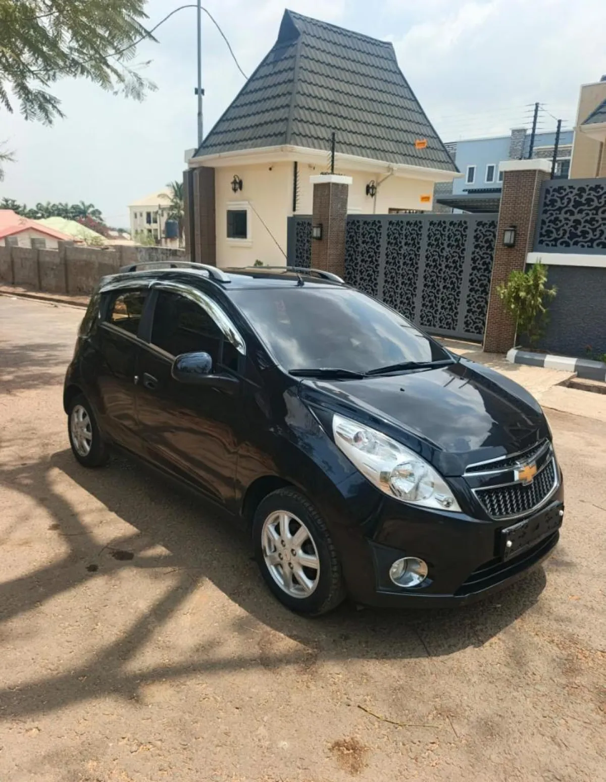 2012 Chevrolet spark - Image 1