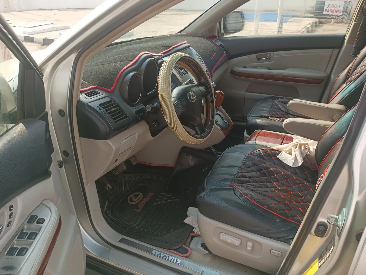 Lexus Rx330 - Image 9