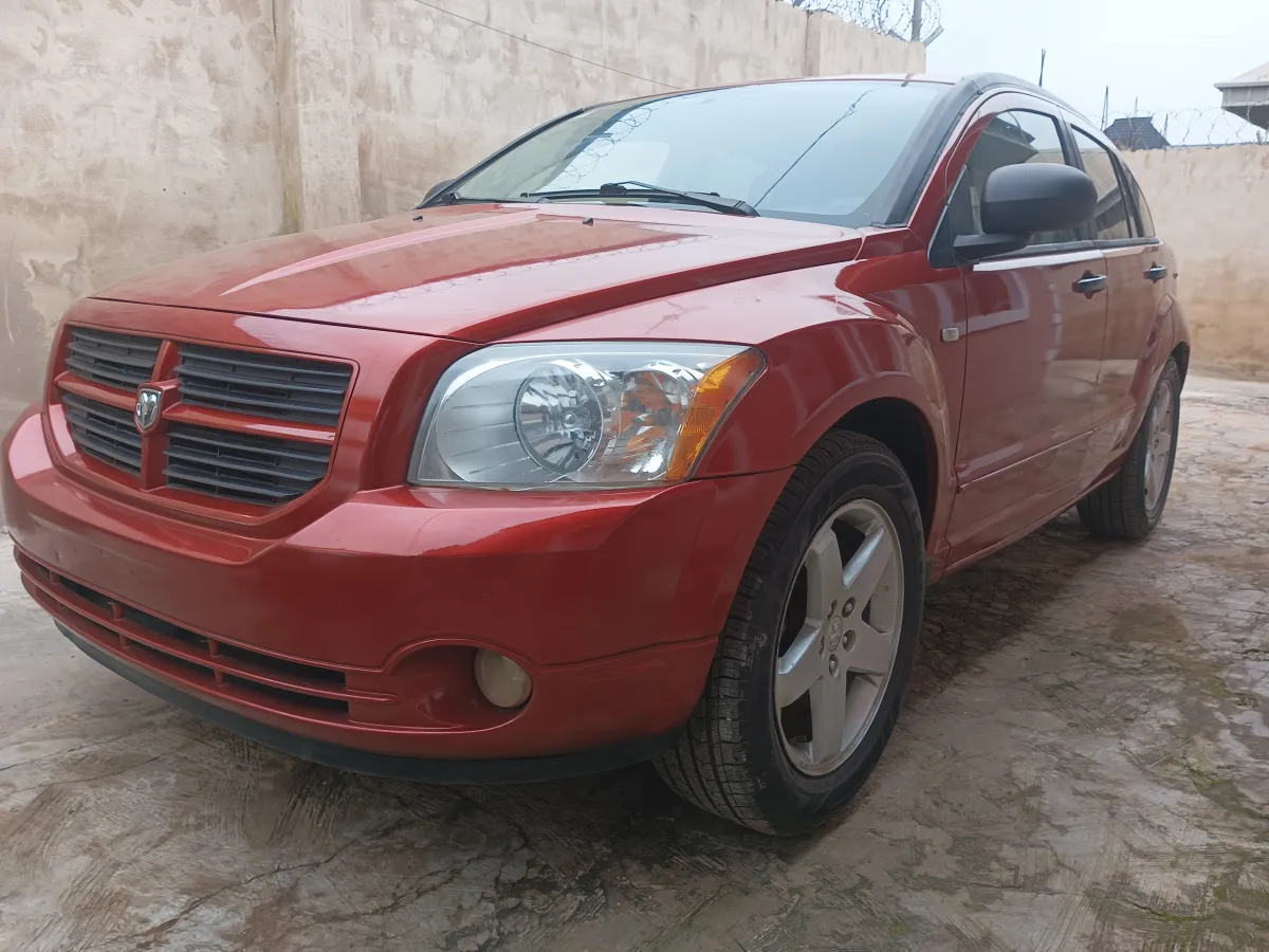 Dodge caliber - Image 1