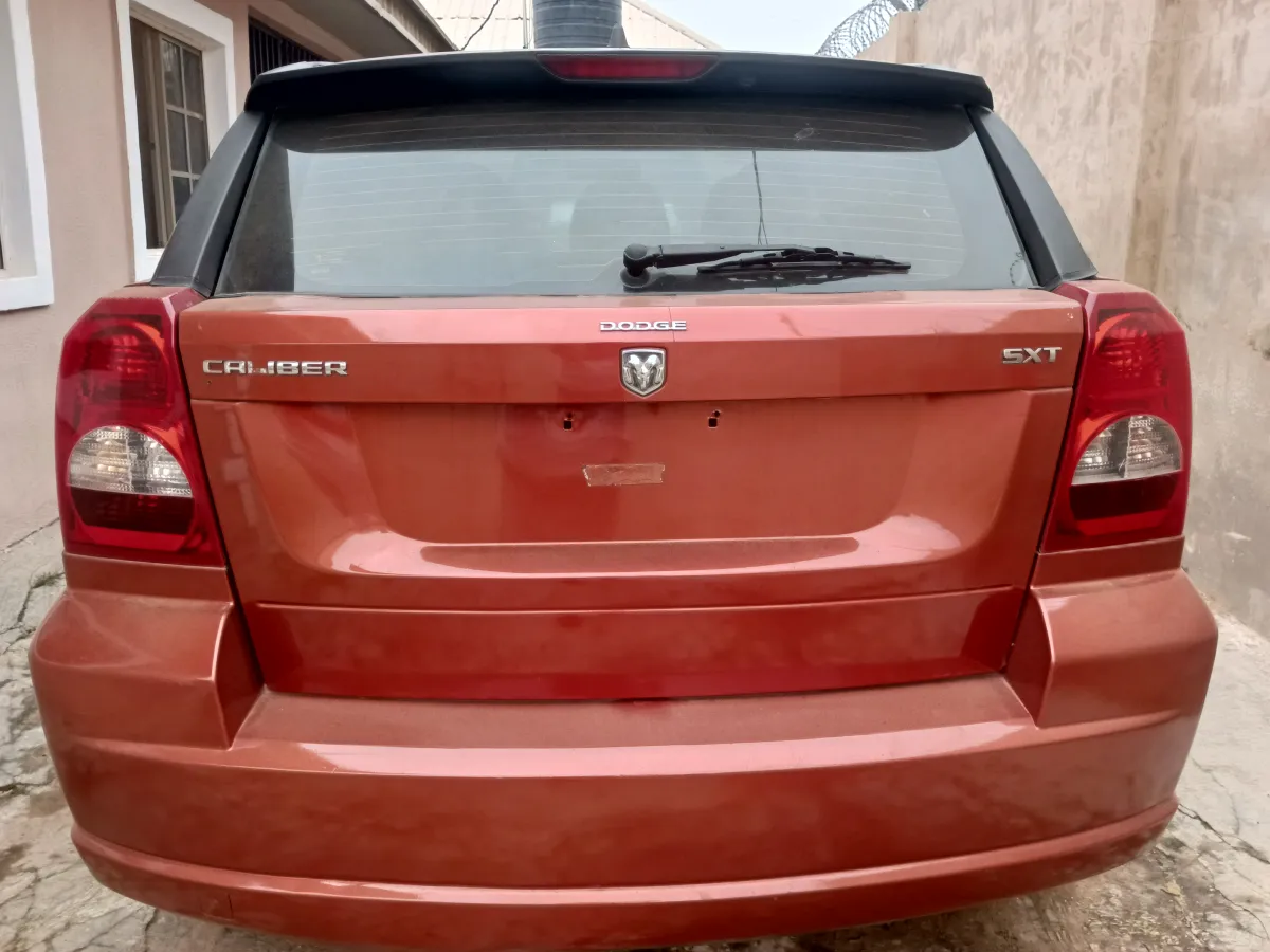 Dodge caliber - Image 3