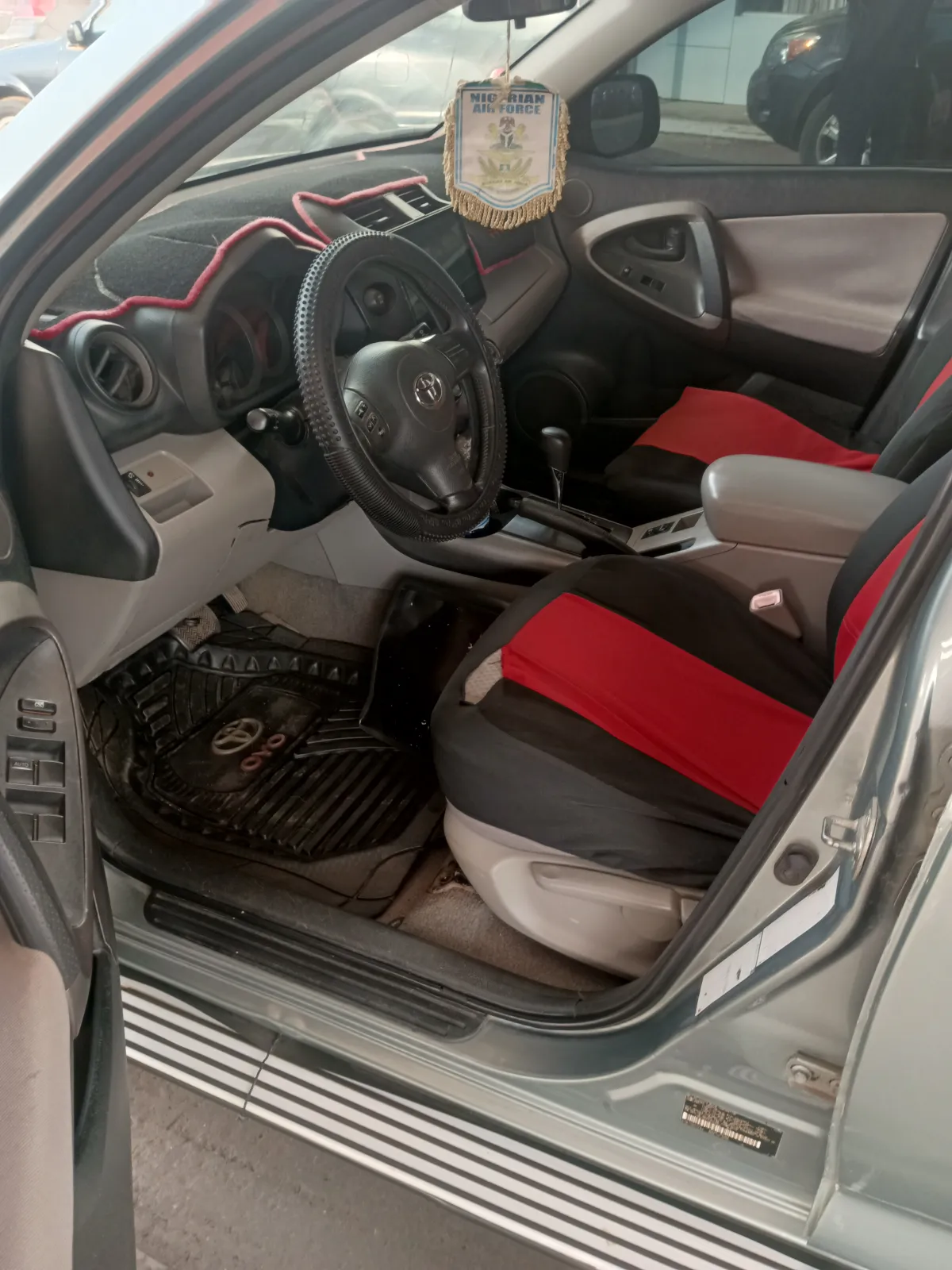 Toyota Rav4 - Image 7