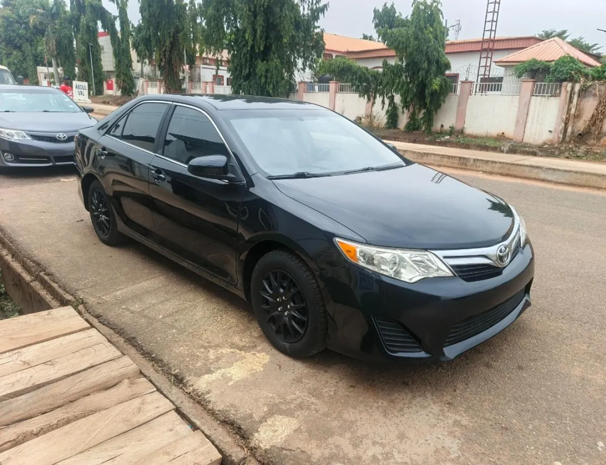 2014 Direct Toyota Camry LE - Image 1