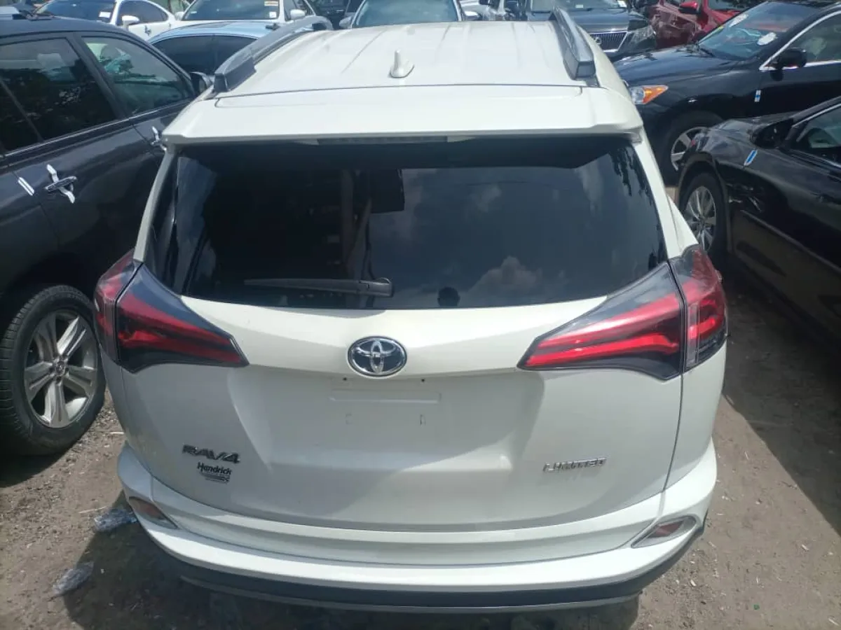 2018 Toyota Rav4 Limited - Image 1