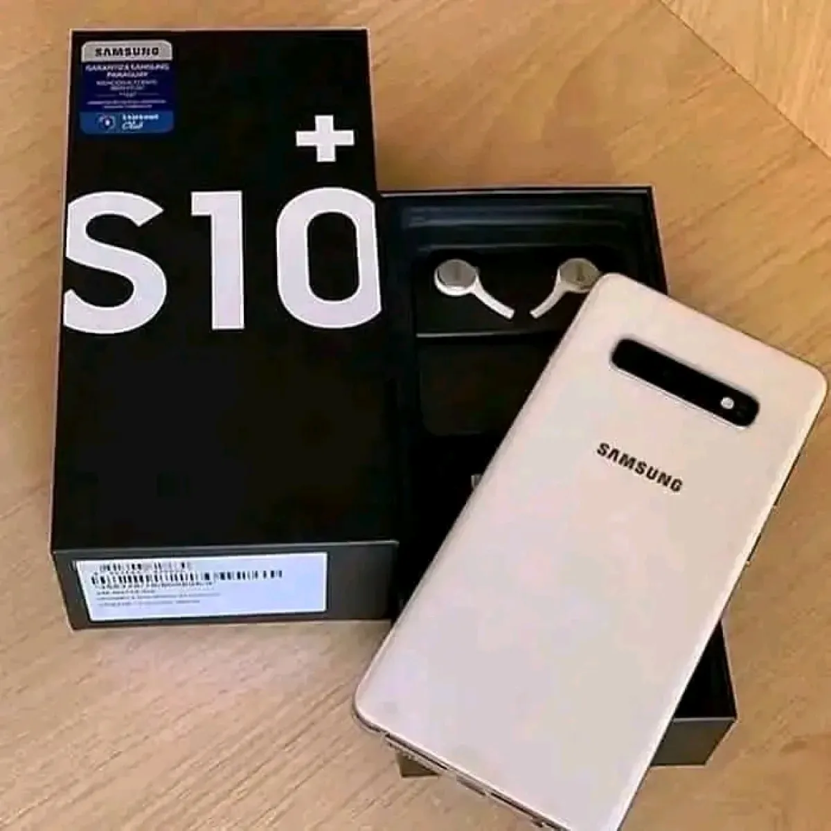 Clean Samsung Galaxy s10 plus - Image 4