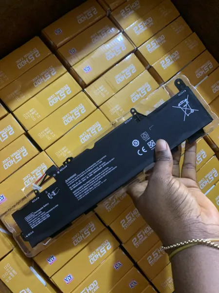 SS03XL Laptop Battery compatable with Hp EliteBook 840 846 G5 745 840 G6 ZB