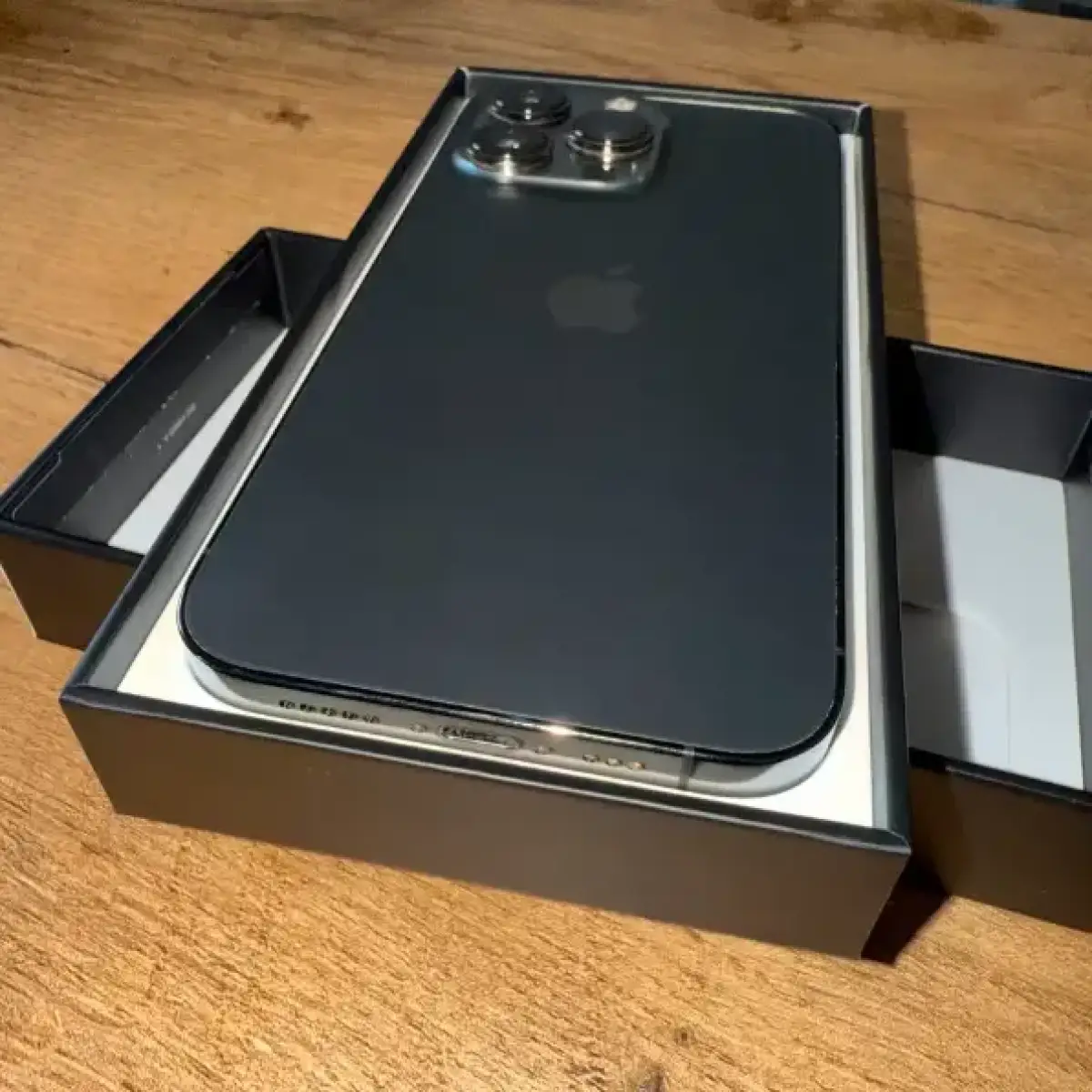 Apple iPhone 13 pro - 128GB - Graphite - Image 2