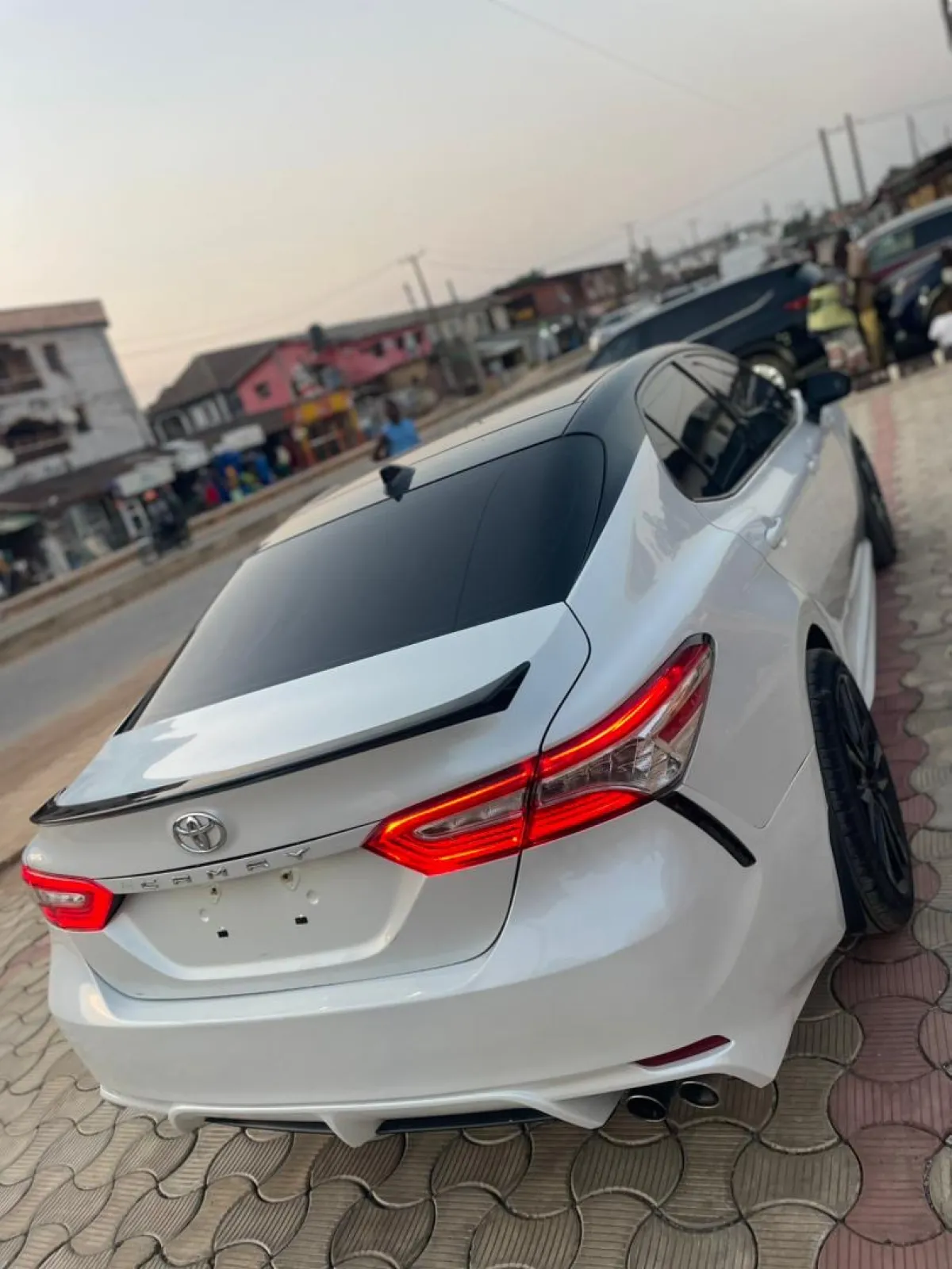 Toyota Camry 2020 Xse - Image 2