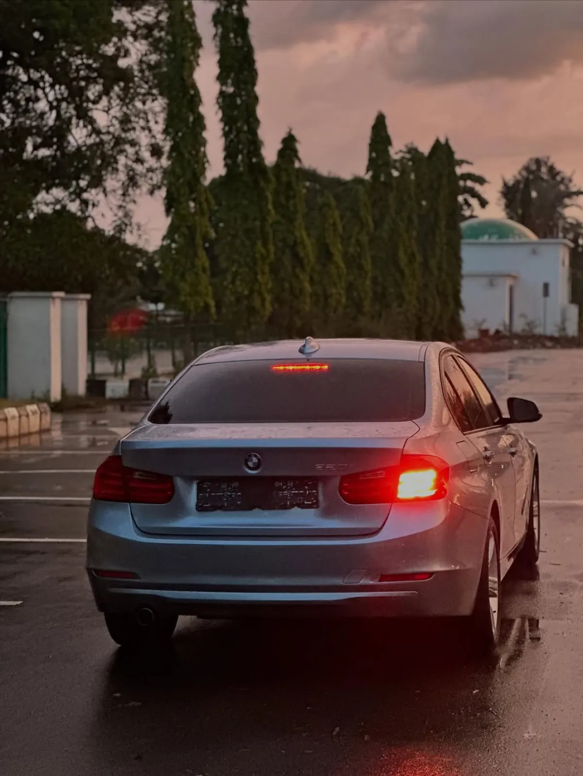 Clean Escape BMW F30 2013 Model For Sale - Image 1