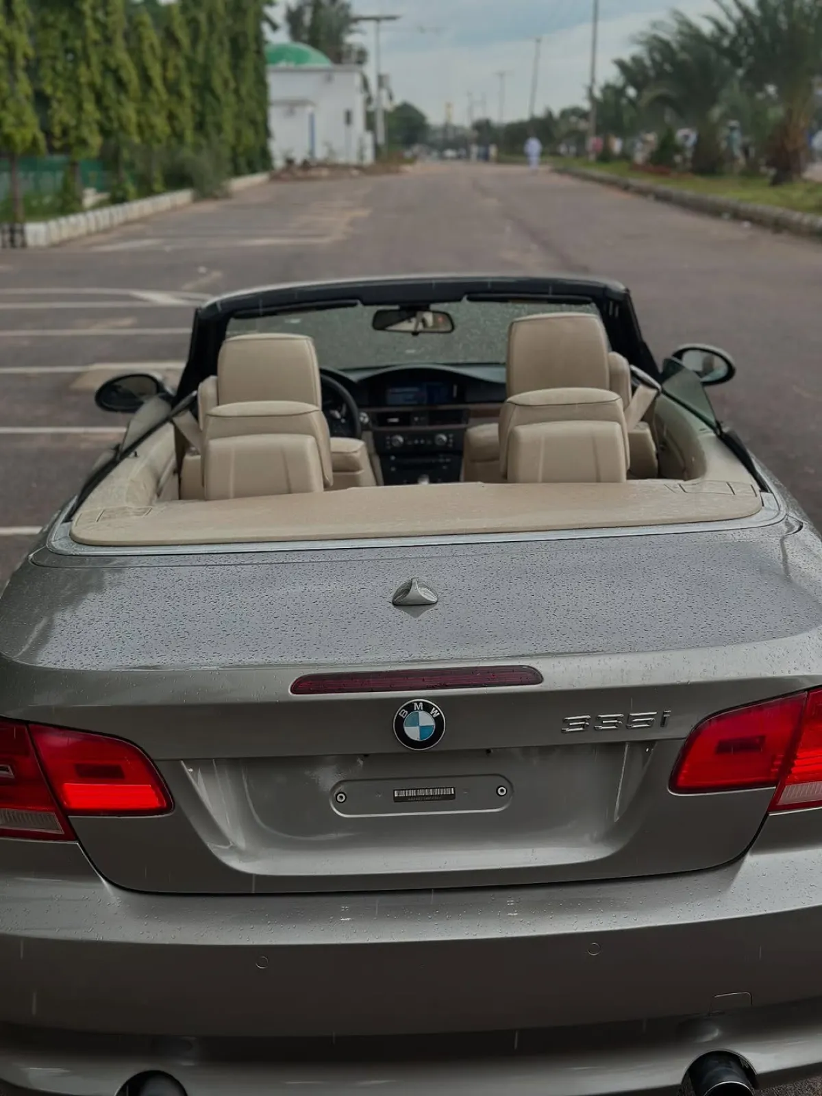 Clean used BMW E90 Cabriolet 2008 Model - Image 5