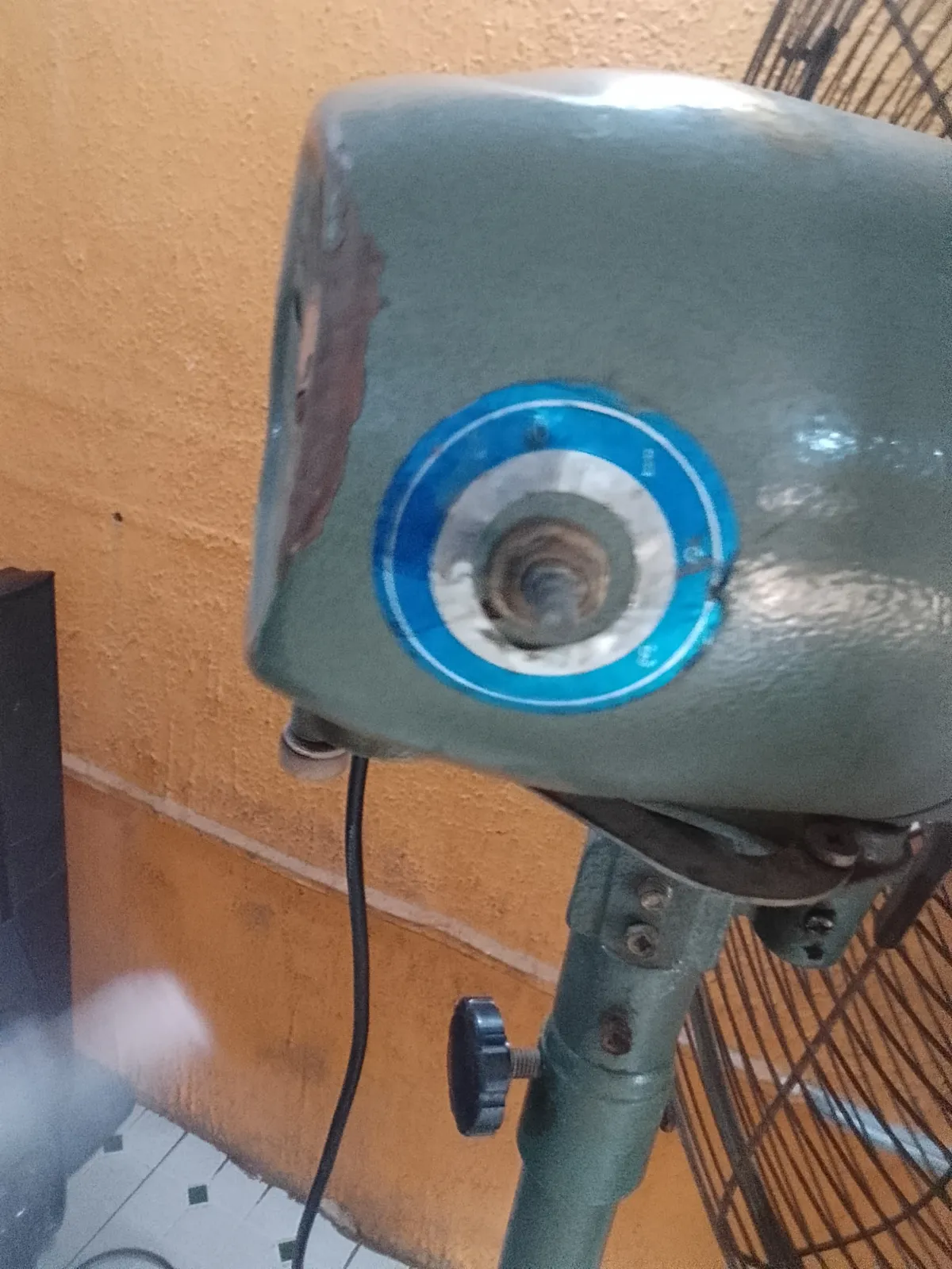 Original 26inches ox fan - Image 3