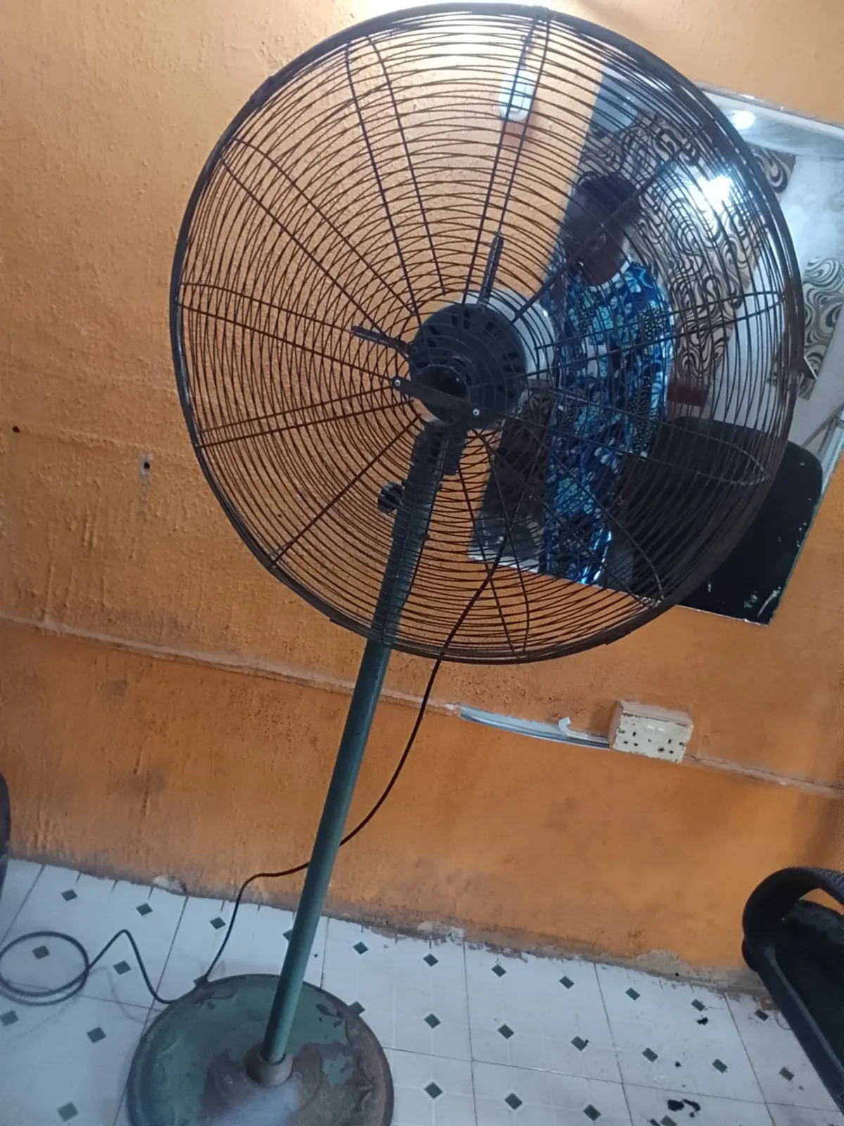 Original 26inches ox fan - Image 4