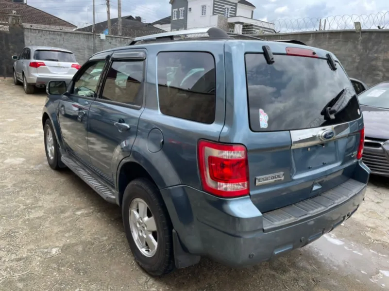 2010 Model Ford Escape Toks Full Option