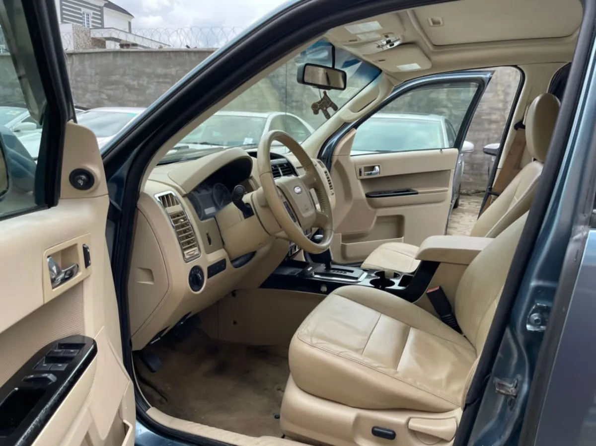 2010 Model Ford Escape Toks Full Option - Image 5