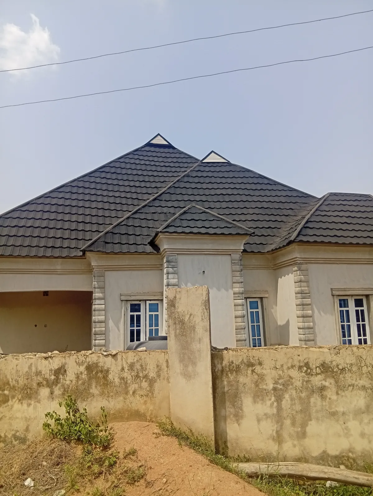An High-class 4bedroom flat Bongalow(AmericanStyle)for quick sale inIbadan - Image 3