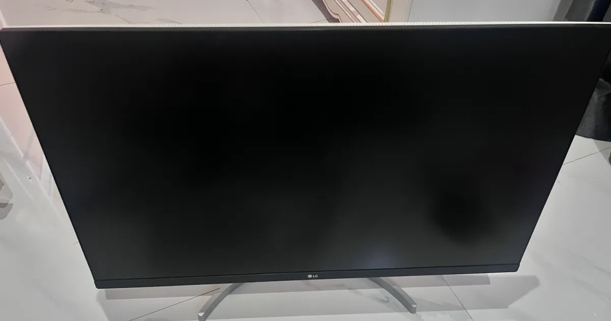 LG 32UN500-W 4K GAMING MONITOR - Image 5