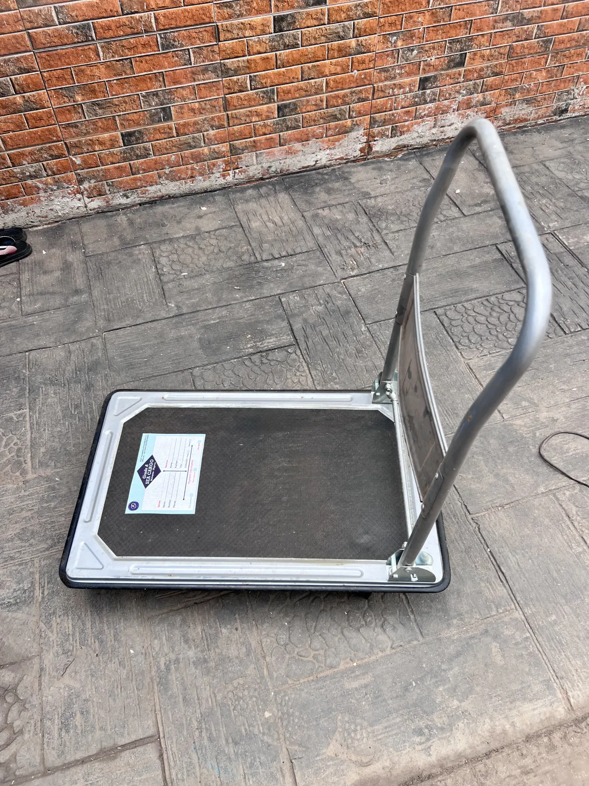 300kg Heavy Duty Foldable Platform Trolley Warehouse and Cargo Hand Truck - Image 3