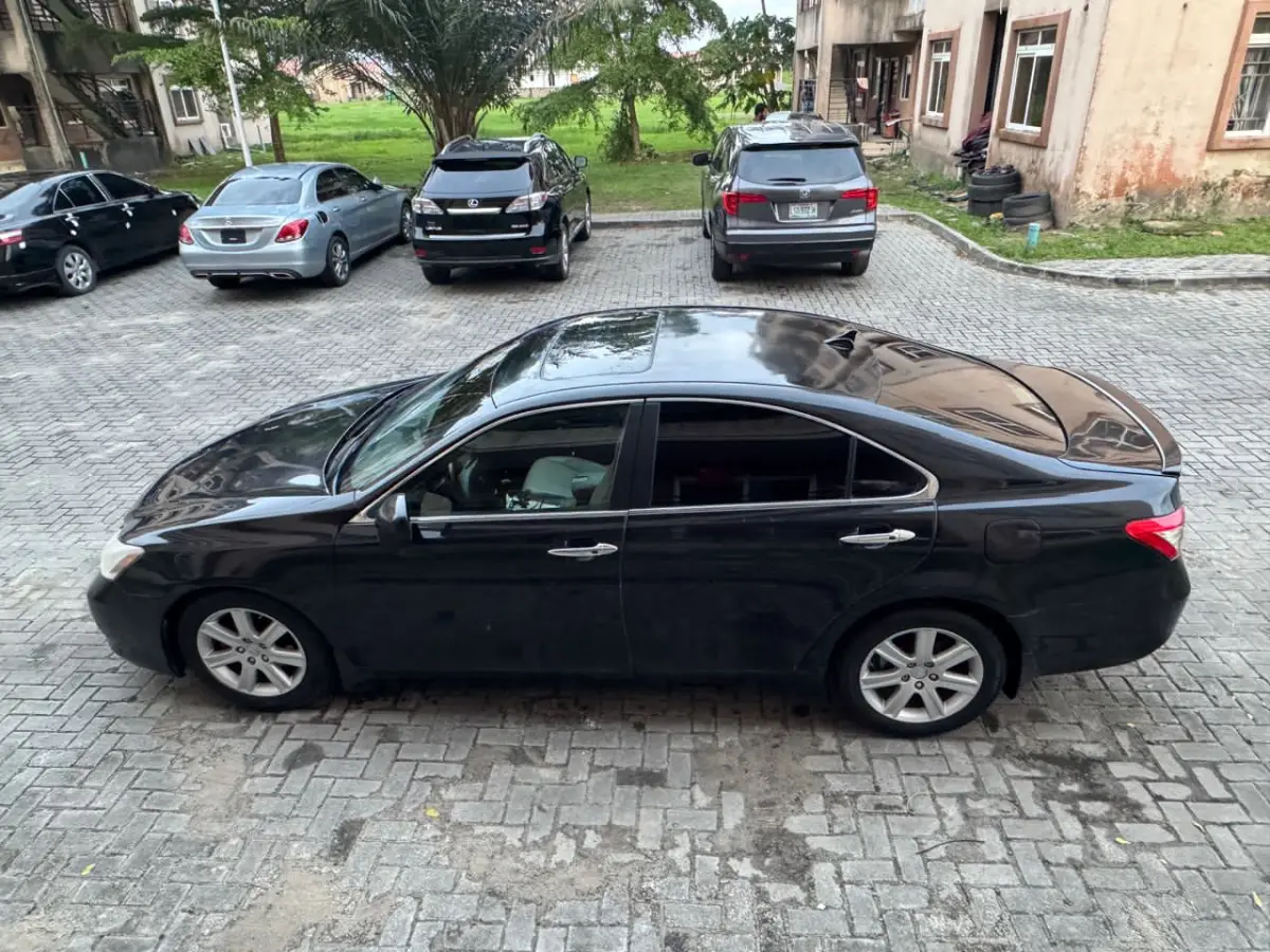 Lexus ES350 - Image 3