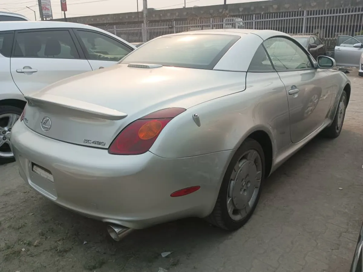 2003 Tokunbo Lexus SC430 - Image 2