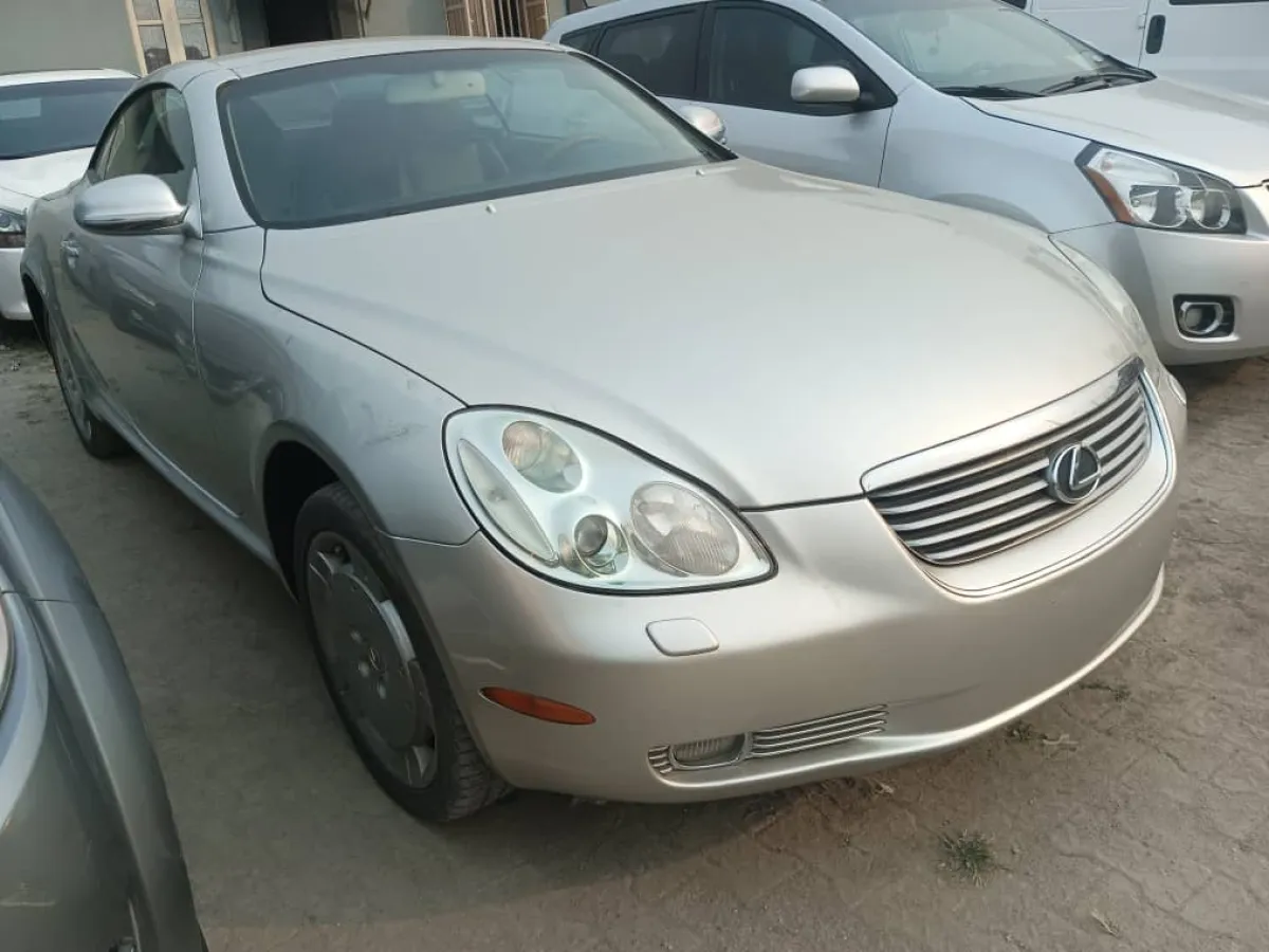 2003 Tokunbo Lexus SC430 - Image 4