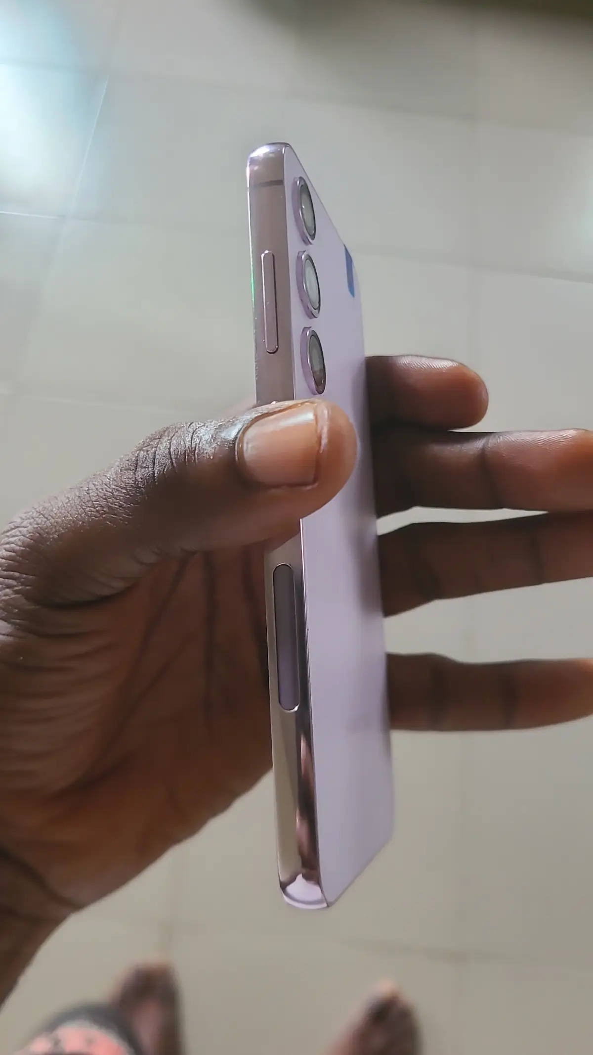 Samsung Galaxy s23 - Image 4