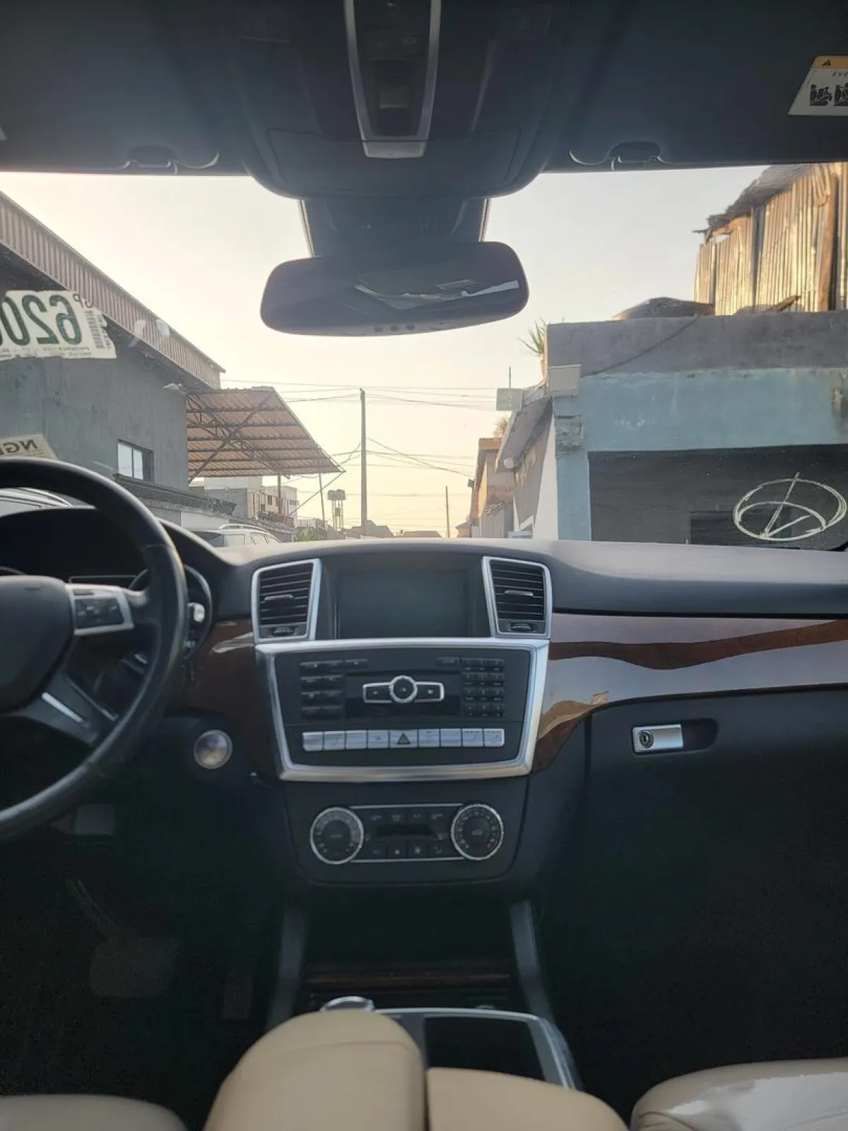 Foreign Used Mercedes Benz ML350 2014 Fullesy Options - Image 3