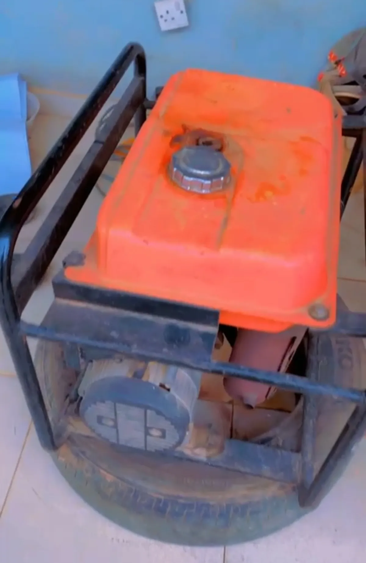 Neatly used generator for sale - Image 3