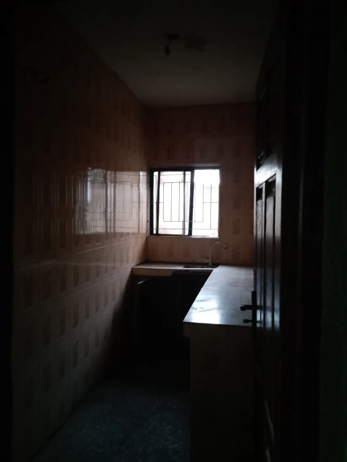 Room x parlor for rent - Image 3