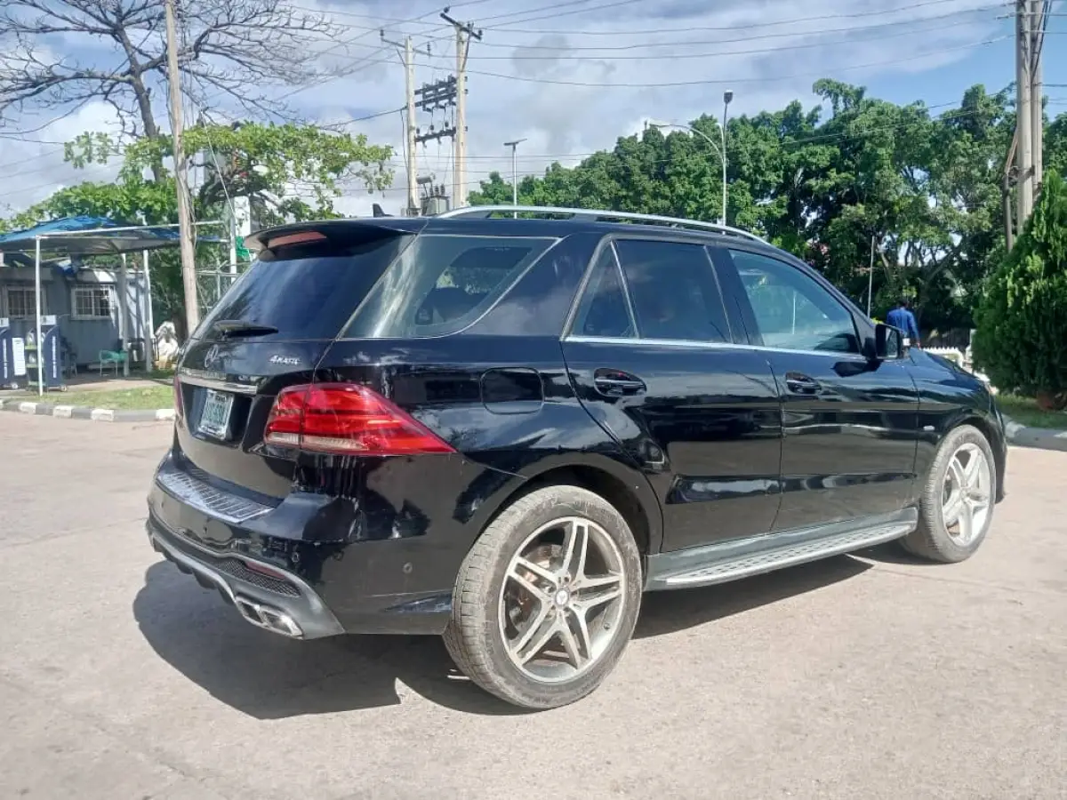 ML 350 Mercedes Benz 4Matic 2013 - Image 11