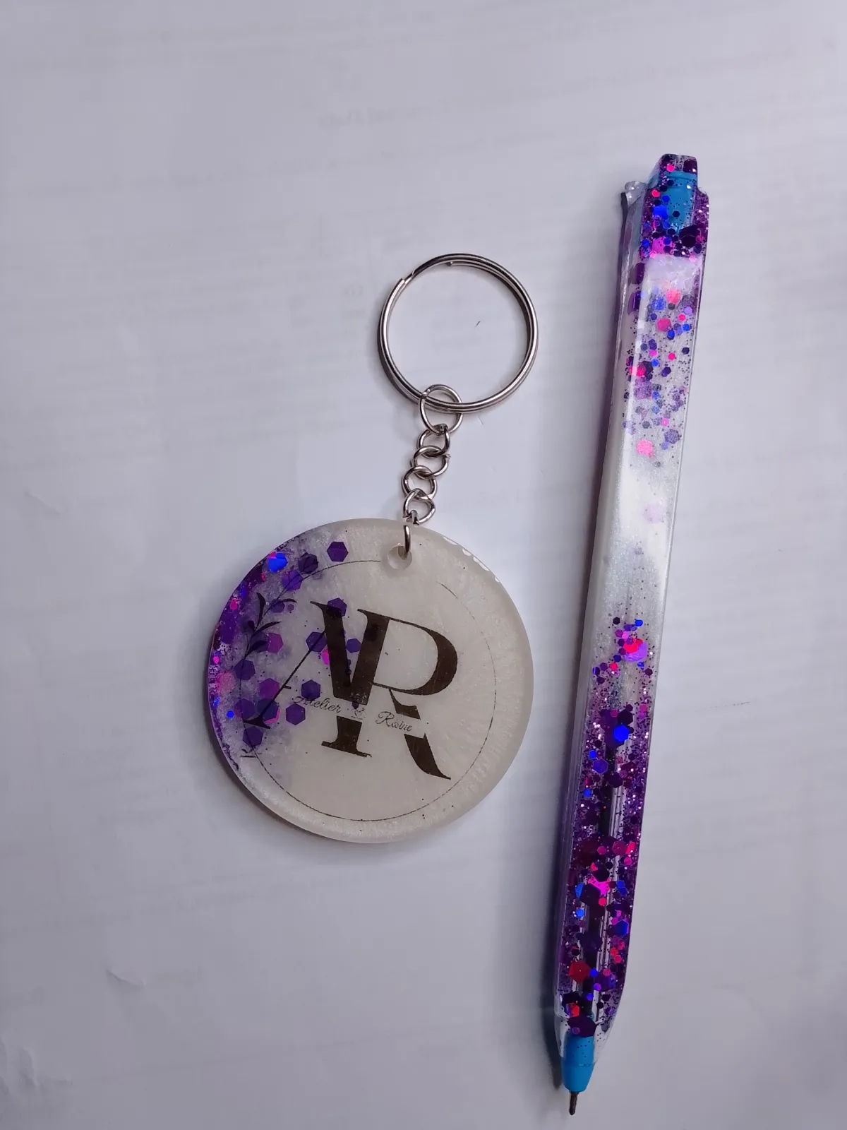 Resin gift set for women - Image 3