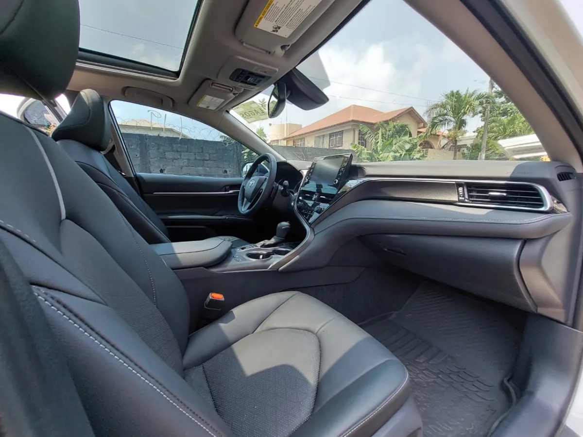 2022 Toyota Camry XSE Fullest Options - Image 4