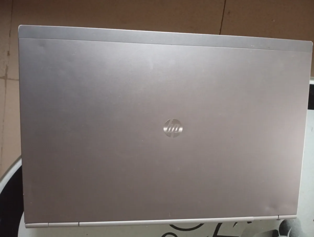 HP EliteBook 8570p - Image 3